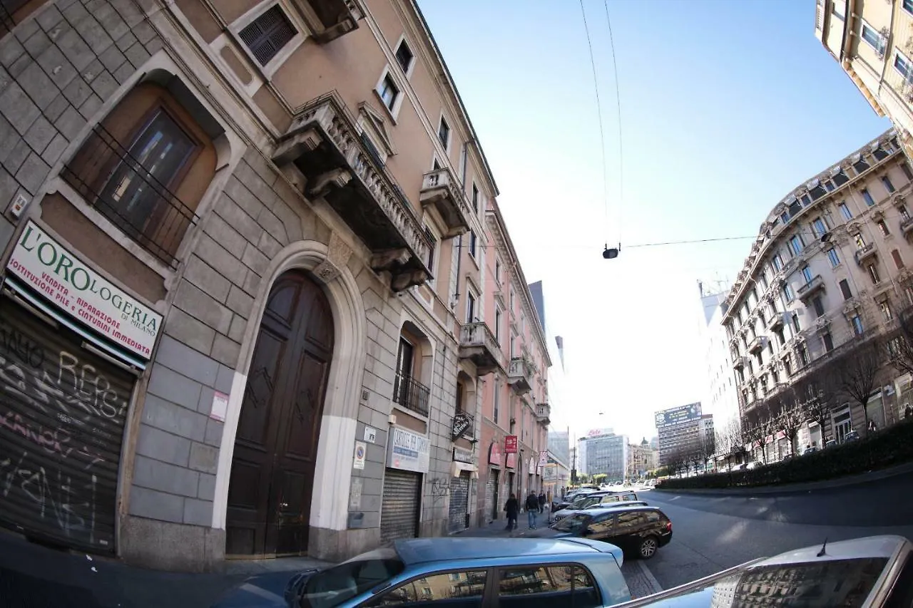 B&B Terrazza Baires - In The Heart Of Milan Italy
